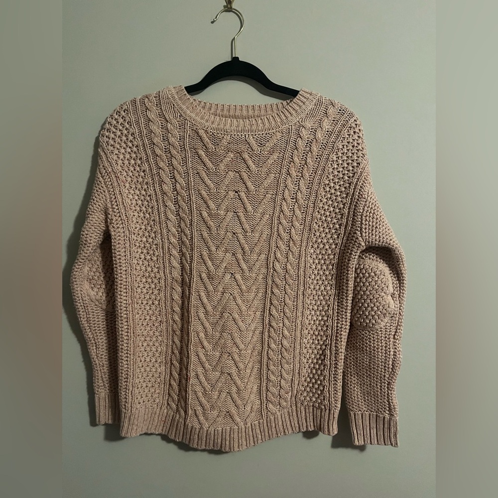 BDG deep cream color Cozy Cable Knit Sweater Size Small
